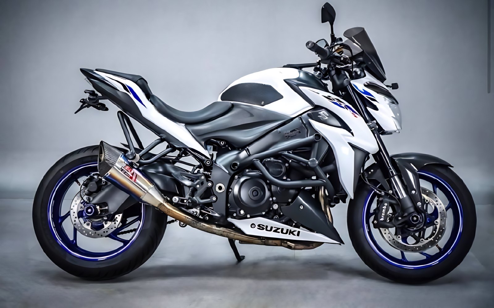 Suzuki GSX-S1000 из Южной Кореи — фото 1 из 4