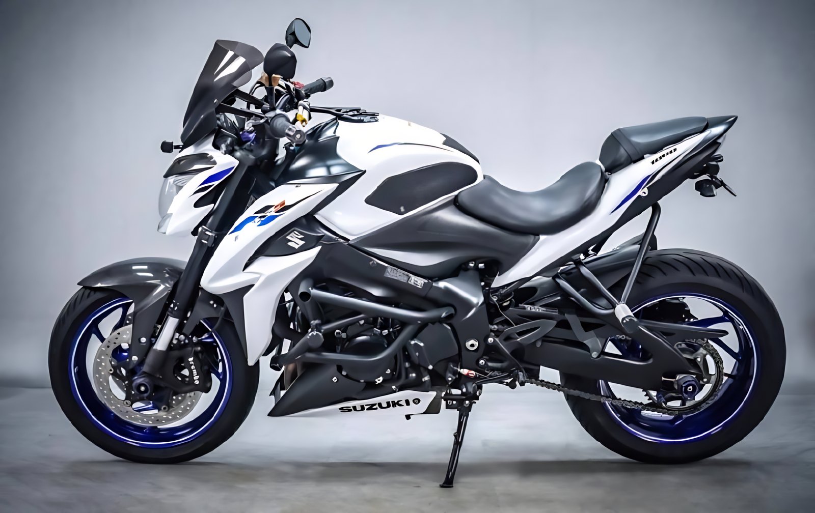 Suzuki GSX-S1000 из Южной Кореи — фото 2 из 4