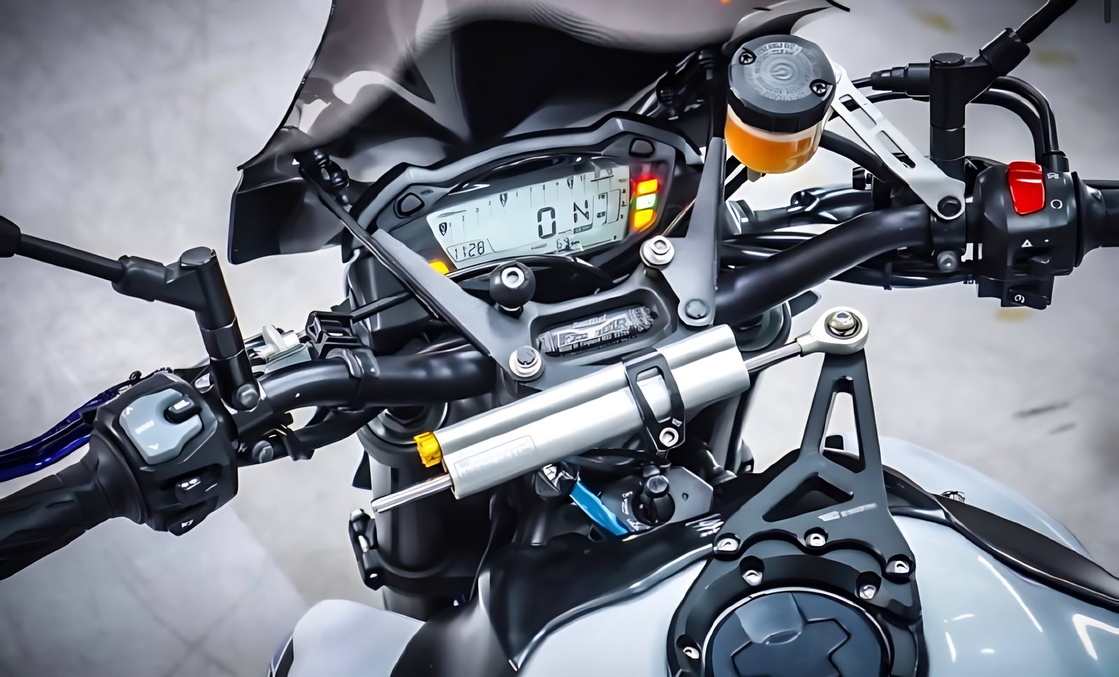 Suzuki GSX-S1000 из Южной Кореи — фото 4 из 4