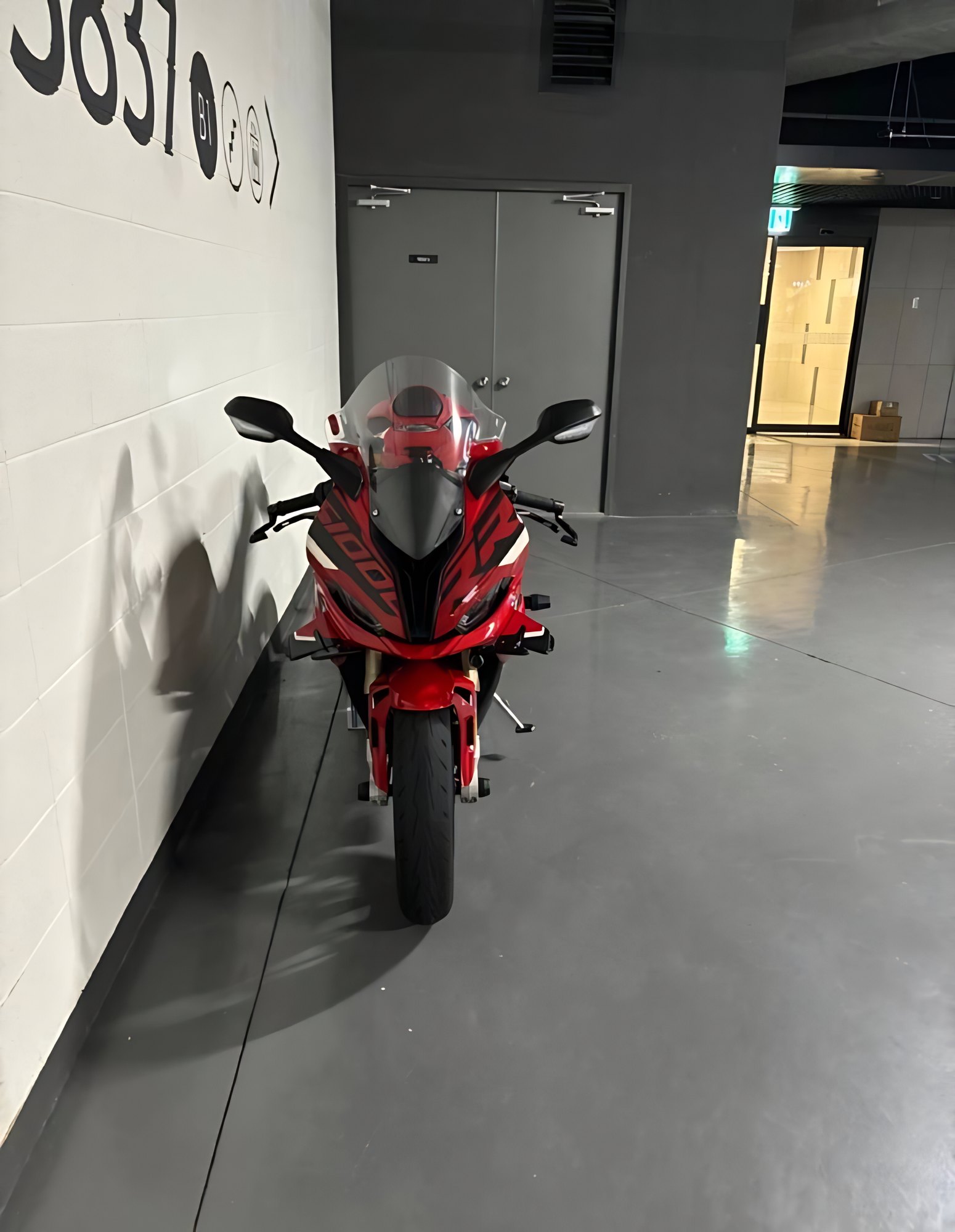 BMW S 1000 RR из Южной Кореи — фото 3 из 4