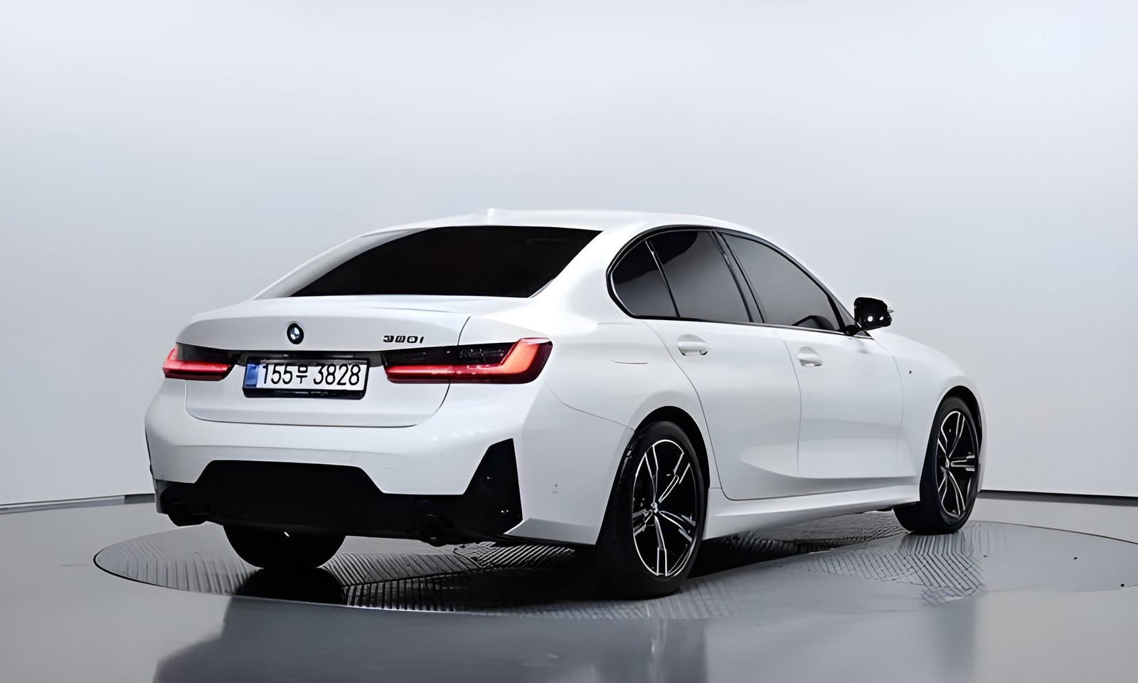 BMW 320i M Sport (G20) из Южной Кореи — фото 2 из 10