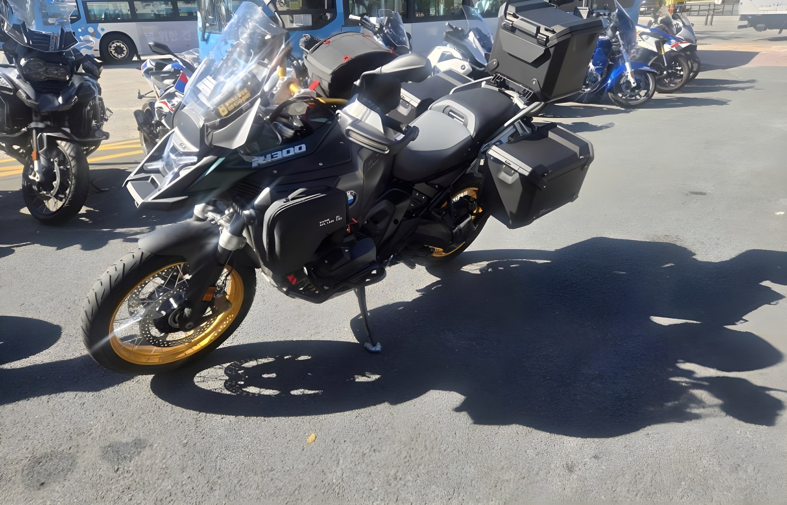 BMW R 1300 GS Adventure Option 719 из Южной Кореи — фото 4 из 4