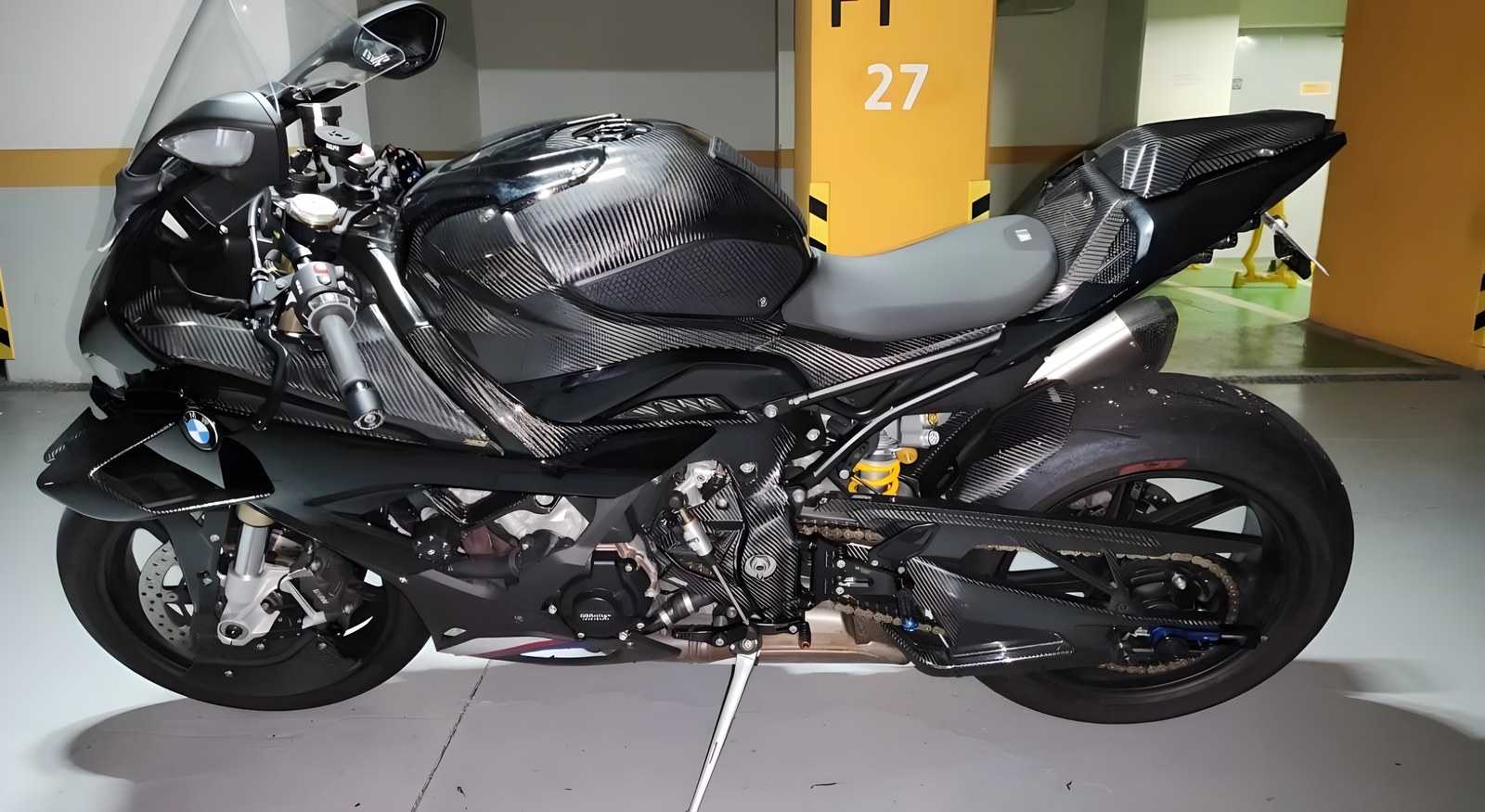BMW S 1000 RR из Южной Кореи — фото 4 из 4