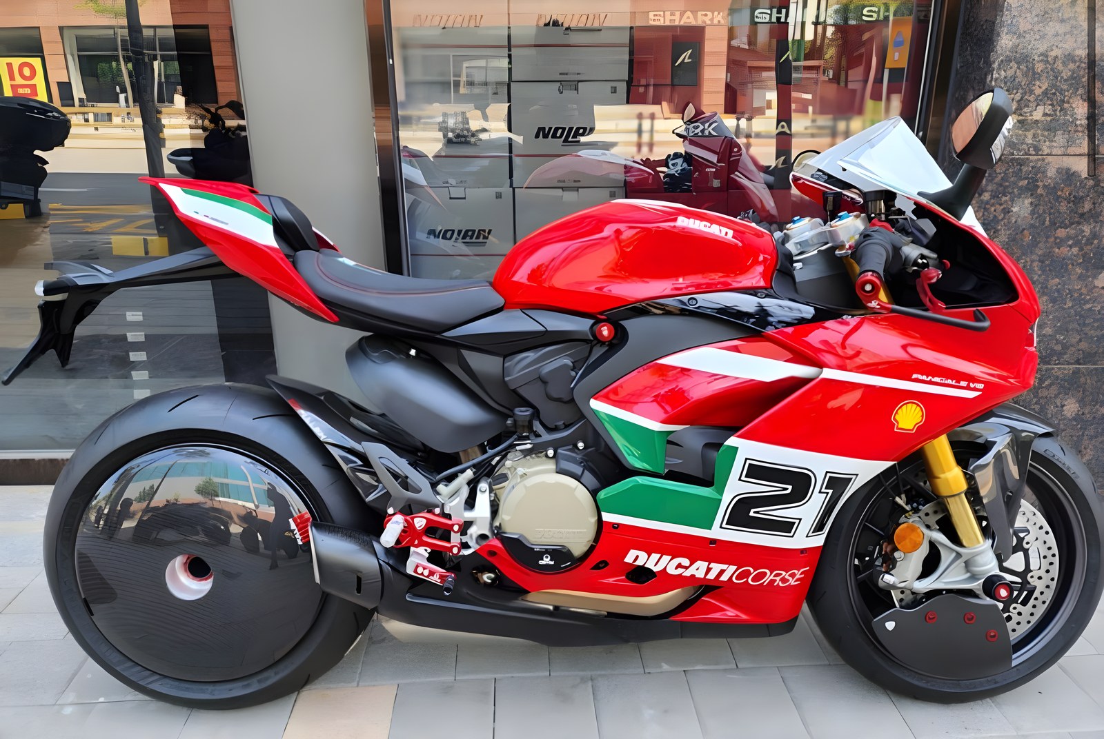 Ducati Panigale V2 Bayliss 1st Championship 20th Anniversary из Южной Кореи — фото 1 из 4