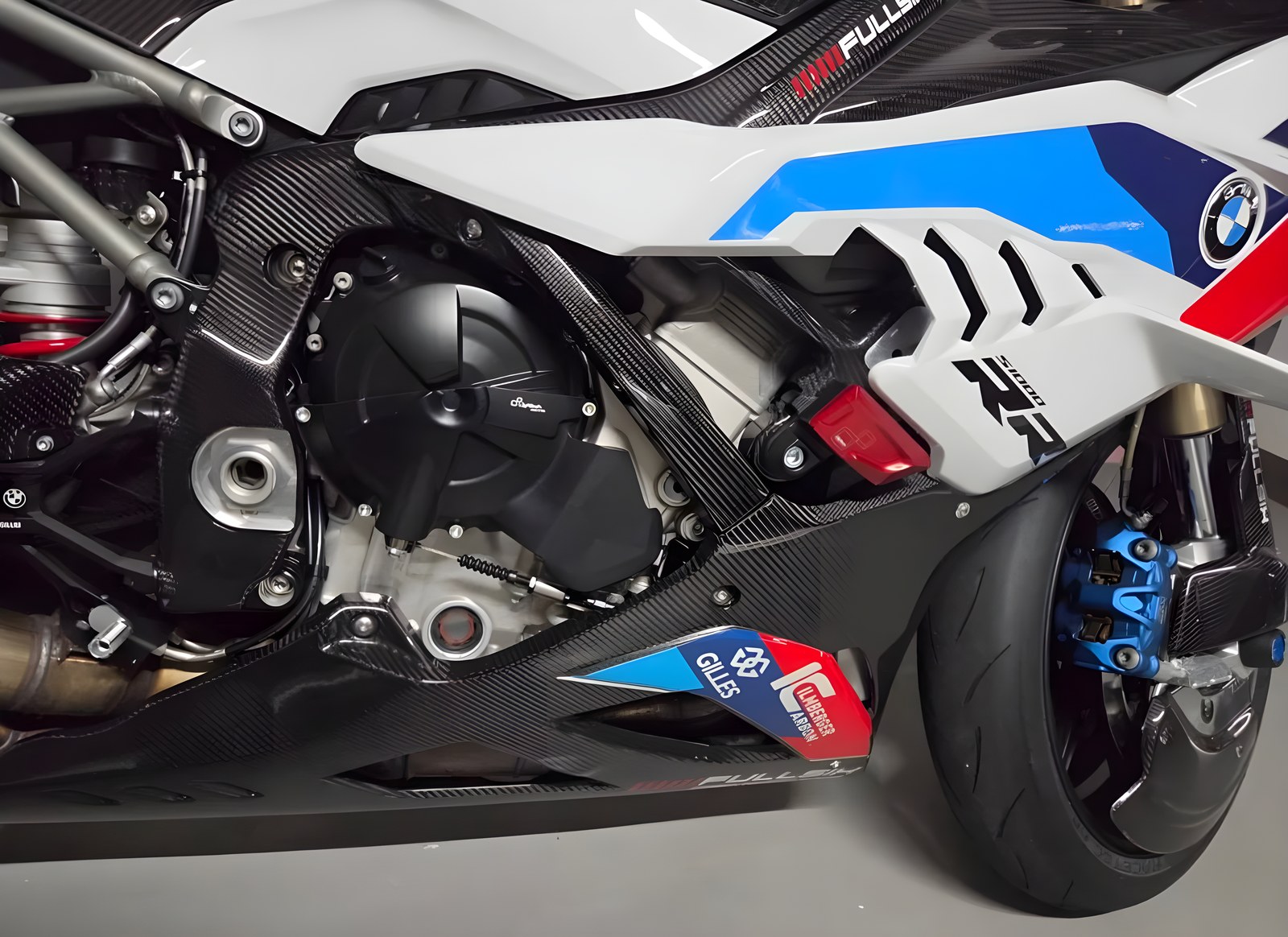BMW S 1000 RR M Package из Южной Кореи — фото 2 из 4