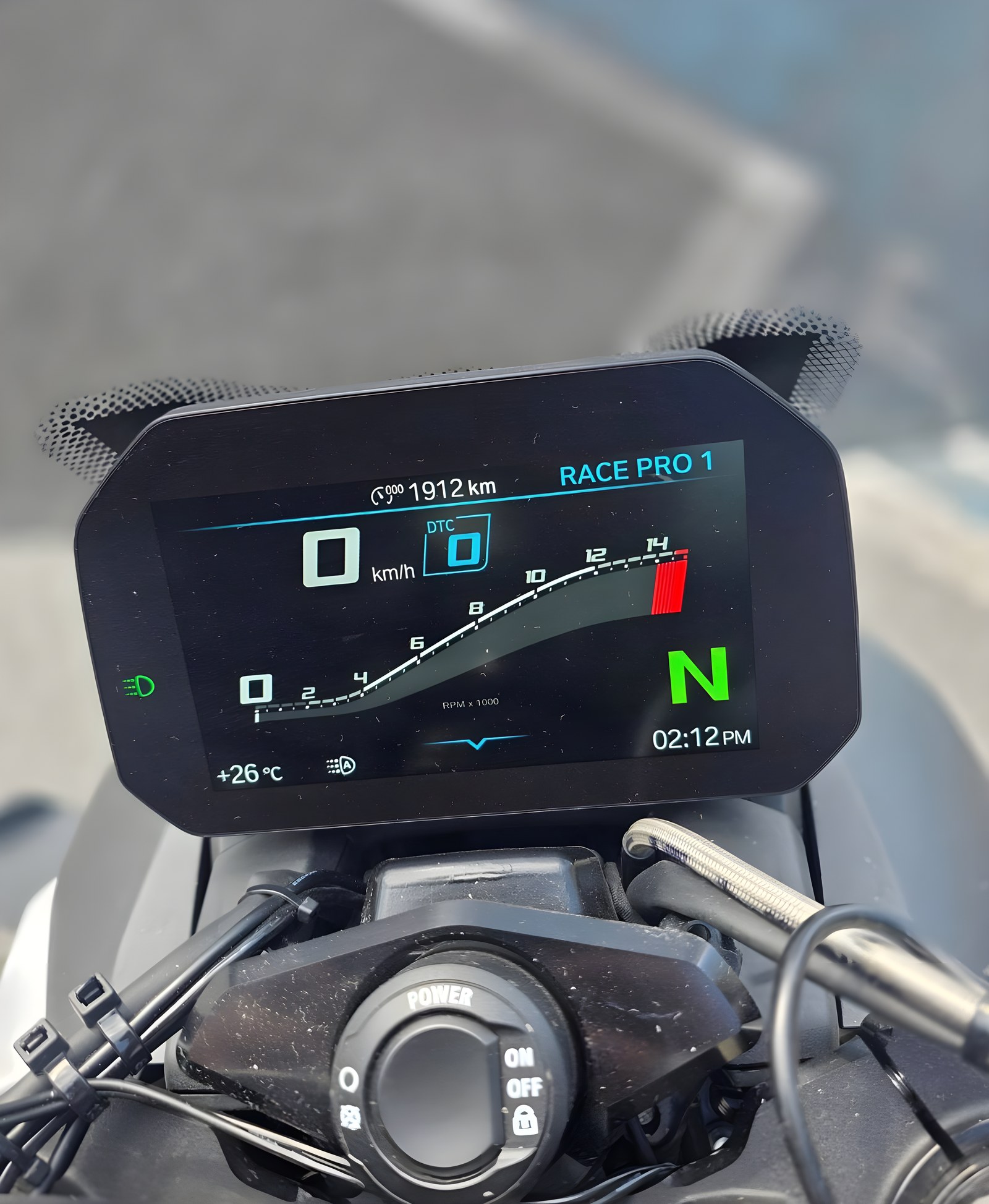BMW M 1000 R из Южной Кореи — фото 2 из 4