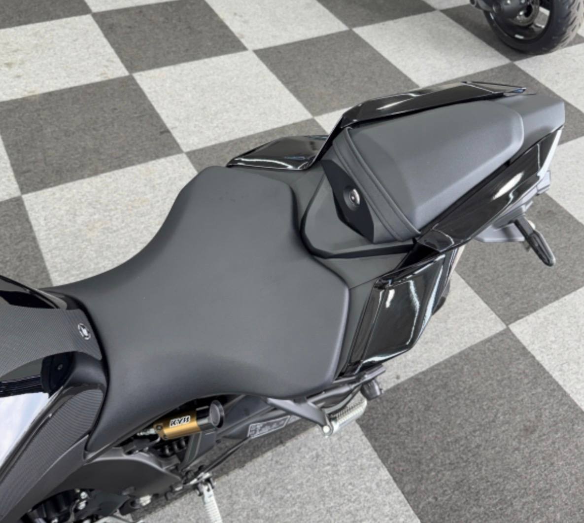 Yamaha YZF-R9 из Южной Кореи — фото 2 из 4