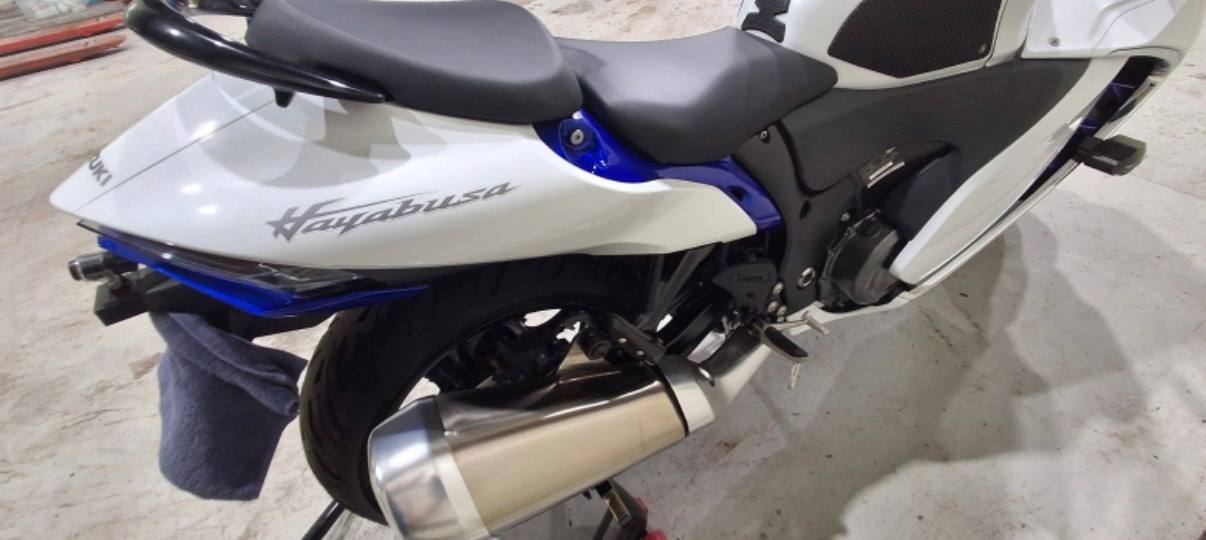 Suzuki Hayabusa GSX1300R из Южной Кореи — фото 2 из 4