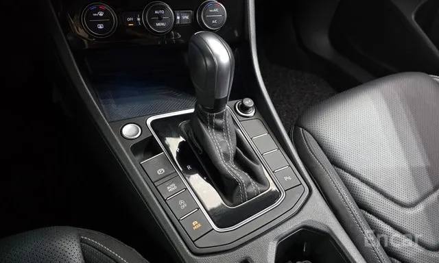 Volkswagen Jetta 1.4 TSI Premium из Южной Кореи — фото 5 из 10