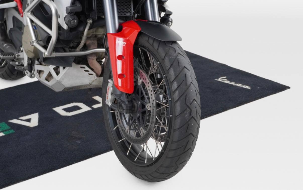 Ducati Multistrada V4 S из Южной Кореи — фото 2 из 4