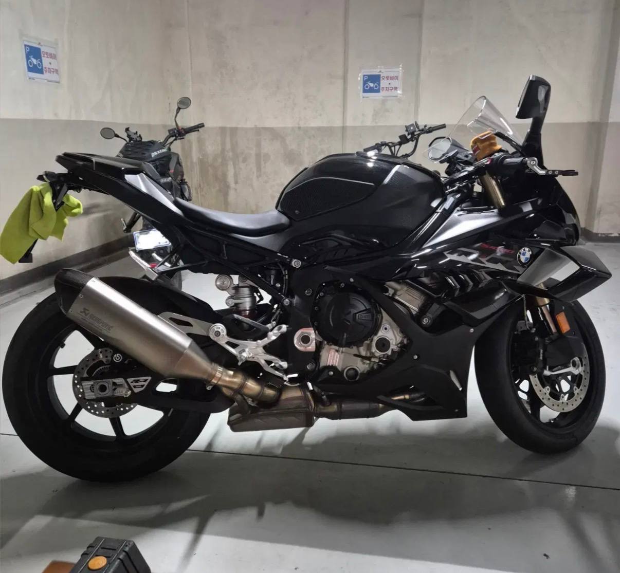 BMW S 1000 RR из Южной Кореи — фото 2 из 4