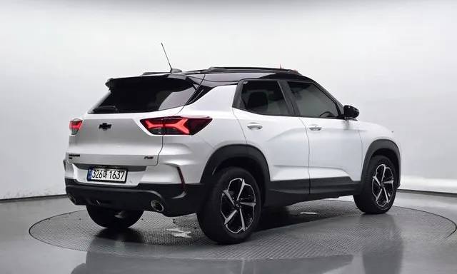 Chevrolet Trailblazer 1.3T 4WD RS из Южной Кореи — фото 2 из 10