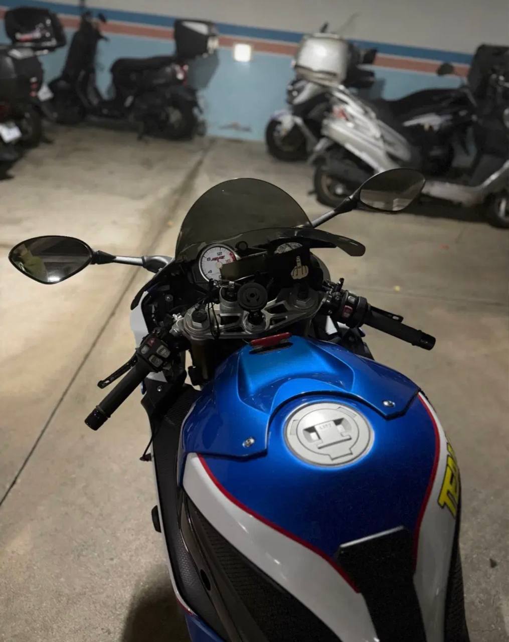 BMW S 1000 RR из Южной Кореи — фото 2 из 4
