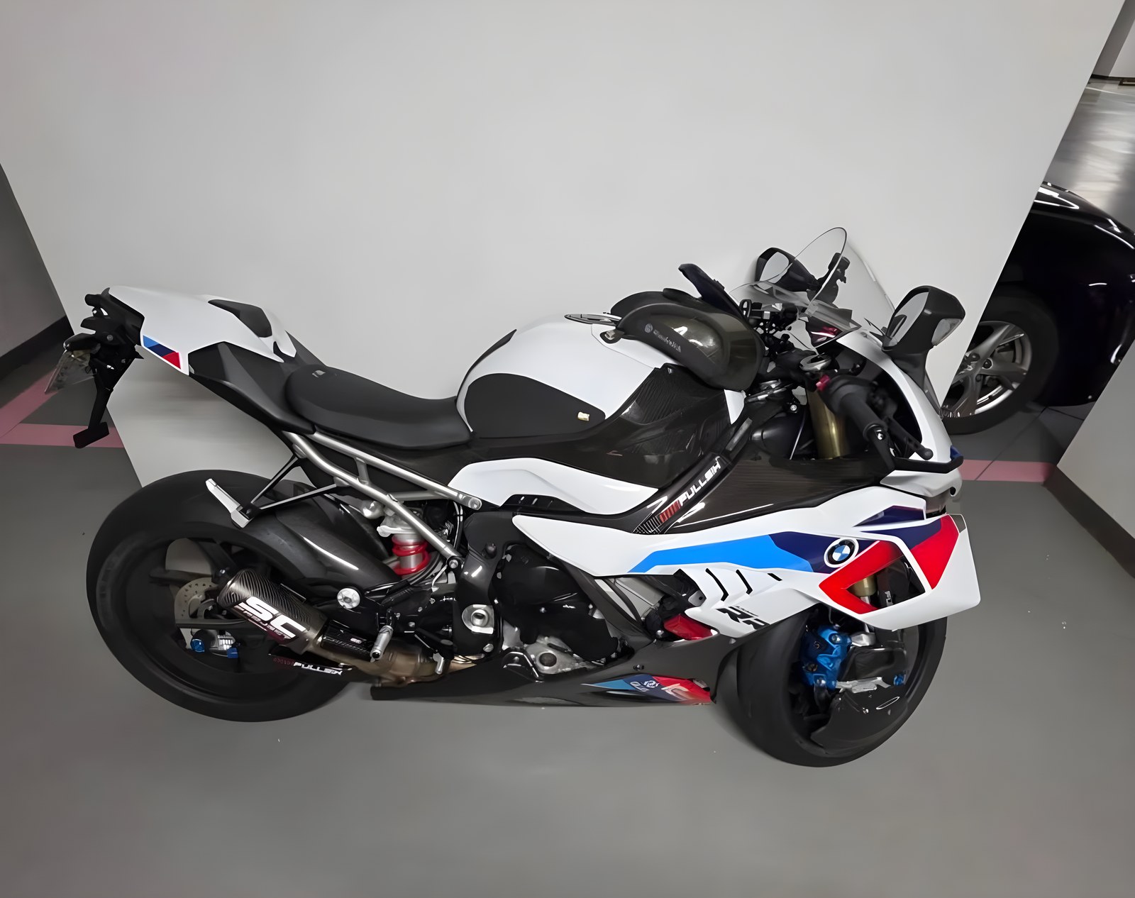 BMW S 1000 RR M Package из Южной Кореи — фото 3 из 4